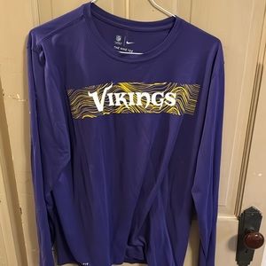 Minnesota Vikings Nike tee!